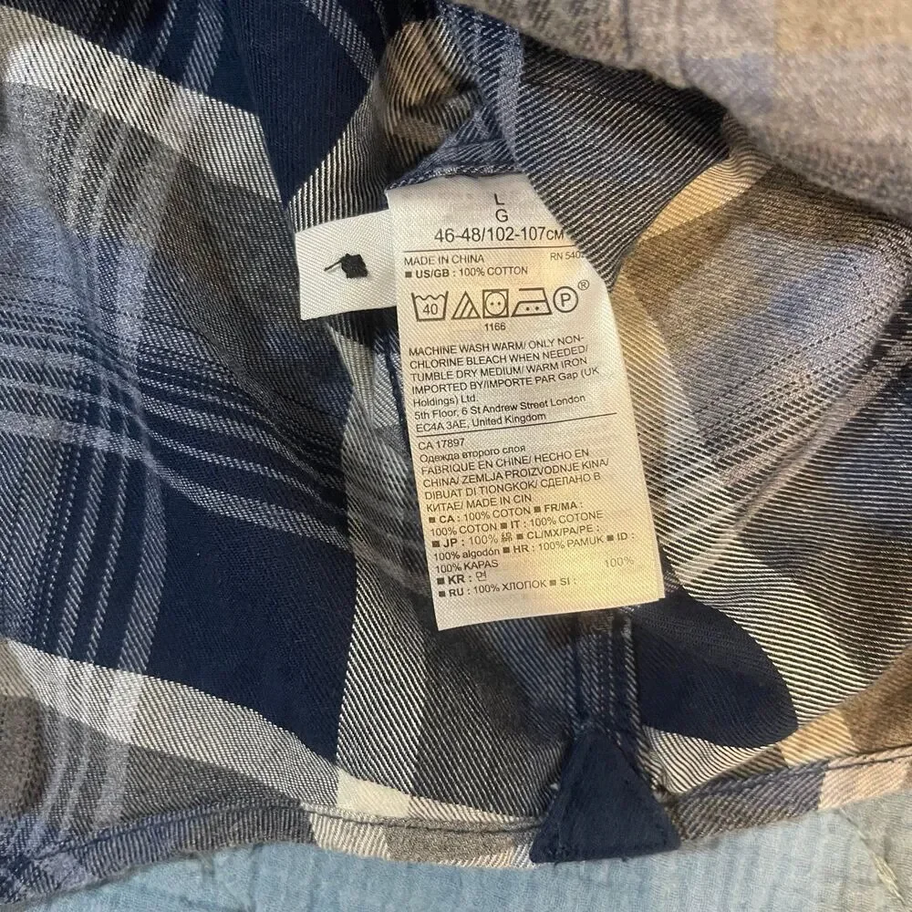 Banana Republic Grant Fit Men’s Large Blue Gray Plaid Button Down Long Sleeve